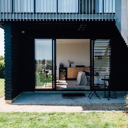 Black Estate B & B Waipara Dış mekan fotoğraf